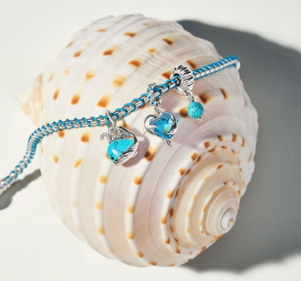 Pulseras Pandora Moments con motivos marinos

